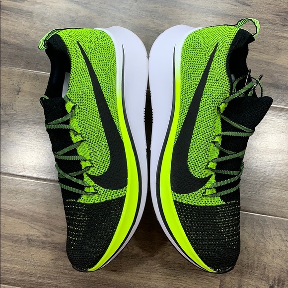 NIKE ZOOM FLY FLYKNIT black/black-volt-white - Picture 15 of 16